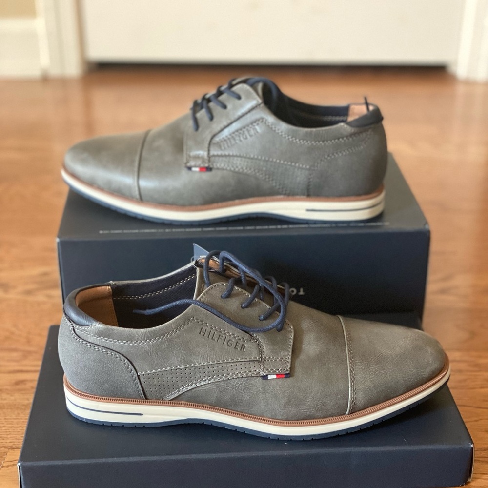 Like new  Men’s Tommy Hilfiger Formal shoes